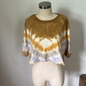 Crop raw hem tie dye tshirt